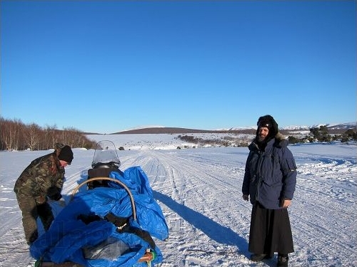 Перед отправлением в очередную миссионерскую поездку