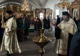 Письма с острова Валаам: "Празднуем родительскую субботу. Можно ли в этот день поминать самоубийц?"