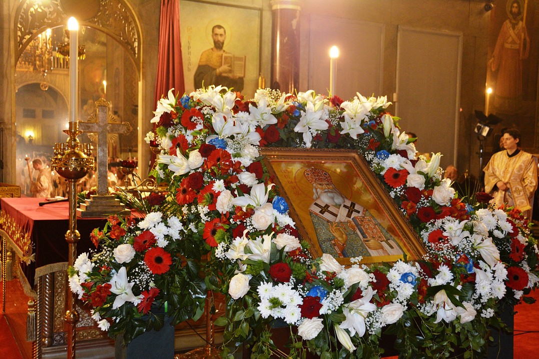 По „Ныне отпущаеши“ святителю Богучарскому Серафиму была последний раз возглашена «Вечная память».