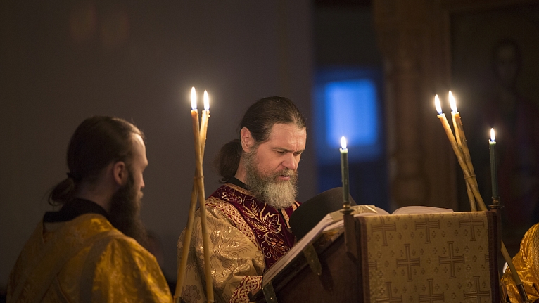 Многонациональная братия Валаамского монастыря молится о гонимой Украинской Православной Церкви