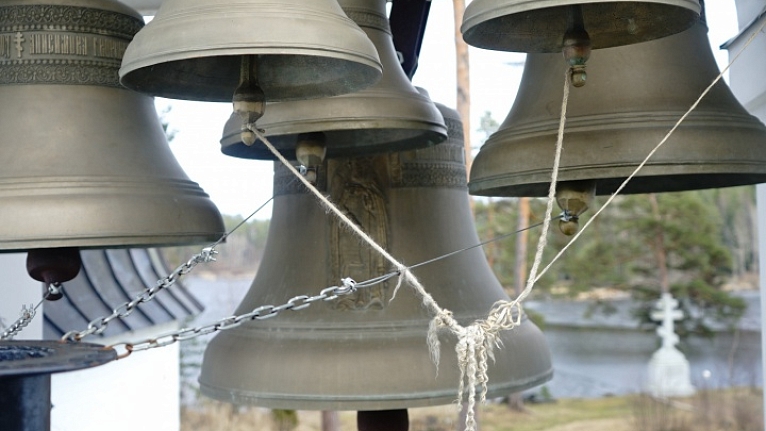 Игумен Панкратий совершил чин освящения колоколов звонницы Смоленского скита