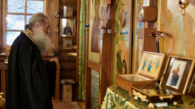 Иеросхимонах Силуан: "Никакие блага не заменят радость молитвы