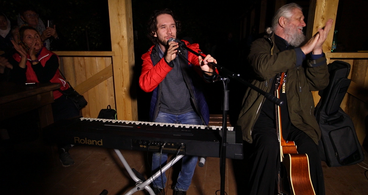 Первый вечер в Нижнем саду. Кадр видеосъёмки. 3 сентября 2019 года