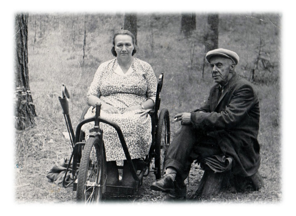 Серафима Комиссарова с мужем, Валаам, 50-е годы.