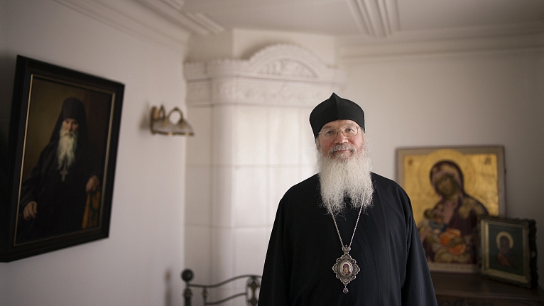 Покаяние происходит не только на исповеди