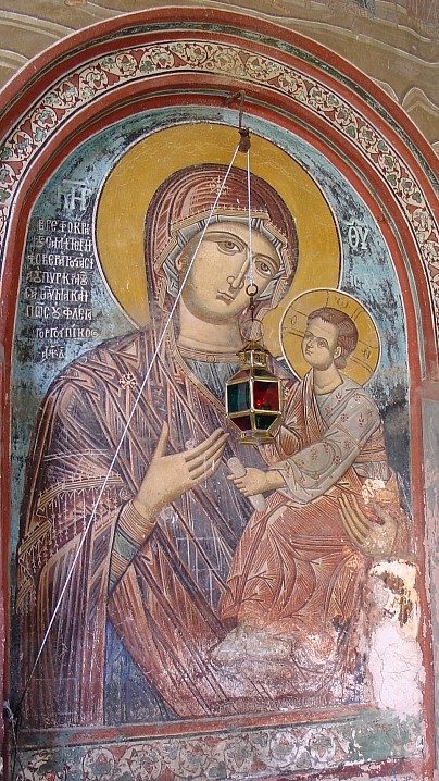 Афон. Монастырь Ватопед. Фреска часовни. В этой нише до перенесения в специально построенный придел находилась чудотворная икона Божией Матери «Отрада и Утешение» (Παραμυθια).