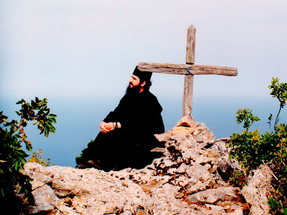 В паломнической поездке на Афон в 1998 году.