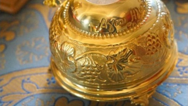 Пополнение монастырской ризницы