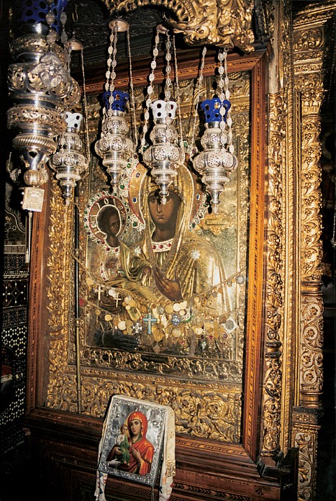 Троеручица.